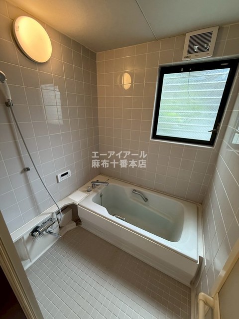 バス・シャワールーム　浴室乾燥機無し