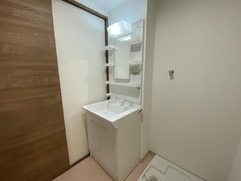 洗面設備　洗髪洗面化粧台