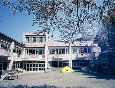 幼稚園・保育園　さくらい幼稚園（幼稚園・保育園）まで497m