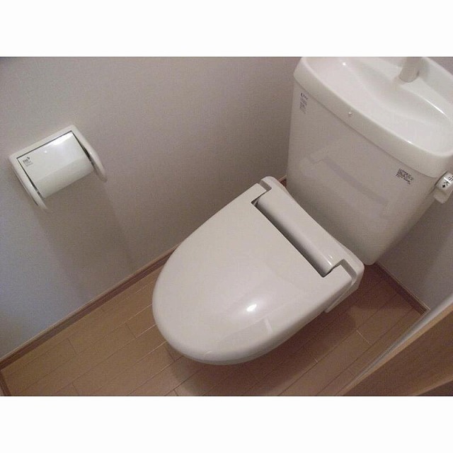 トイレ　トイレ