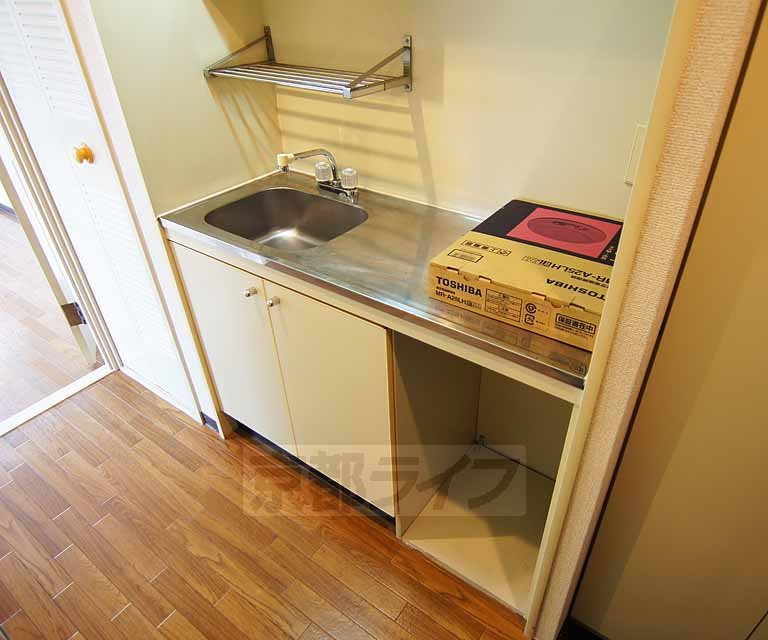 キッチン　コンパクトなキッチンです。