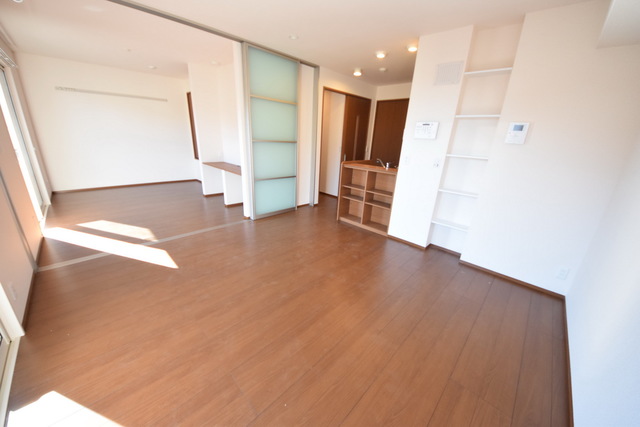 居室・リビング　～広々リビング～