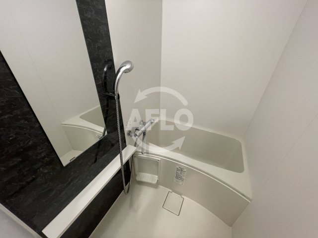 バス・シャワールーム　エスリードレジデンス大阪WEST　浴室