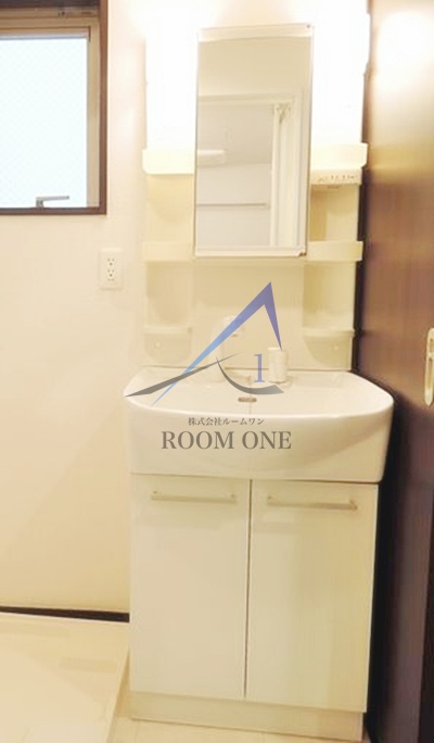 洗面設備　洗面台です。