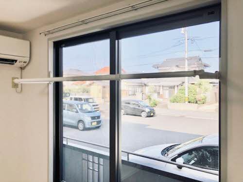 その他設備　室内物干し竿