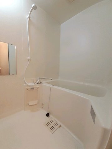 バス・シャワールーム　日々の疲れを癒すお風呂付です