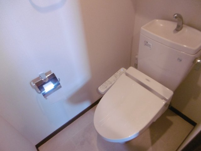 トイレ　トイレ※別部屋参考写真