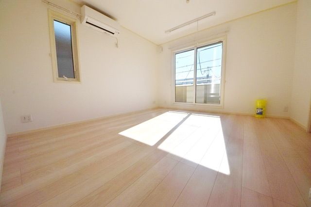 居室・リビング　★お問い合わせはタウンハウジング府中店まで★