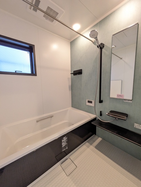 バス・シャワールーム　浴室