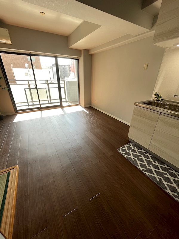 居室・リビング　※別部屋の写真です