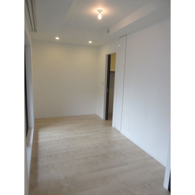 その他部屋・スペース　洋室約５．５帖