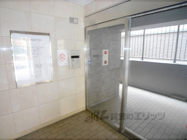 ロビー　ロビー