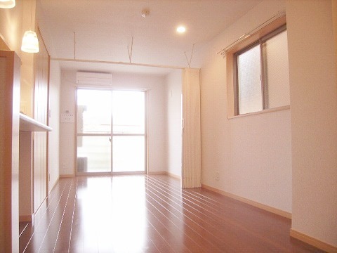 居室・リビング　別号室