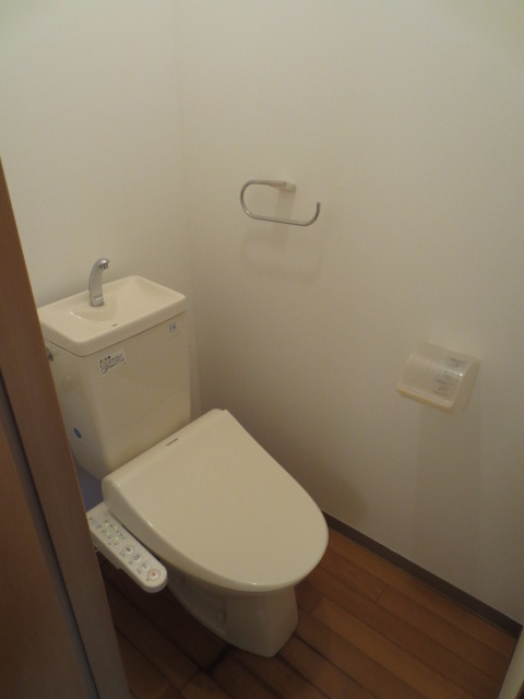 トイレ　トイレもきれいです