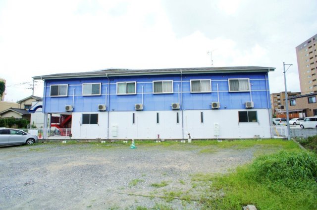 建物外観　落ち着いた雰囲気の外観です