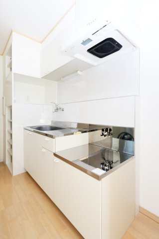 キッチン　参考写真（同物件別部屋）