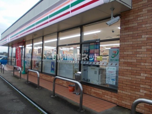 コンビニ　セブンイレブン 射水八塚店（コンビニ）まで431m