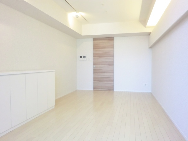 居室・リビング　広い！明るいお部屋です。