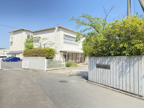 小学校　共長小学校（小学校）まで289m