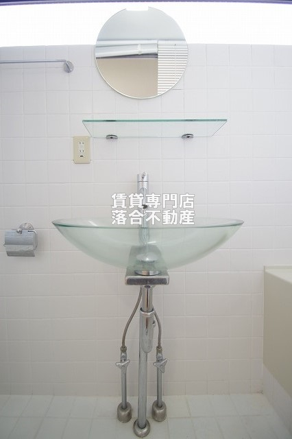 洗面設備　オシャレな洗面台