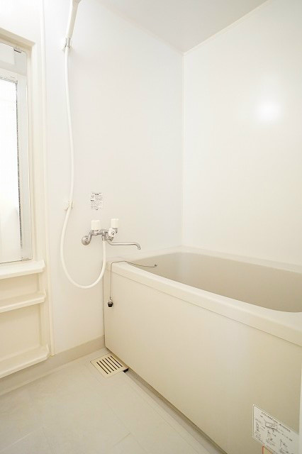 バス・シャワールーム　参考写真（同建物別部屋）