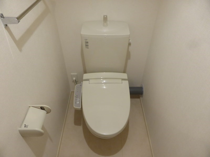 トイレ　同物件別部屋