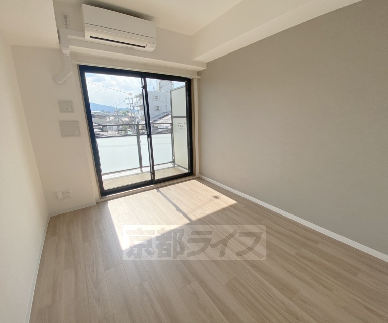 居室・リビング　２０２６年築、地下鉄太秦天神川駅徒歩圏内