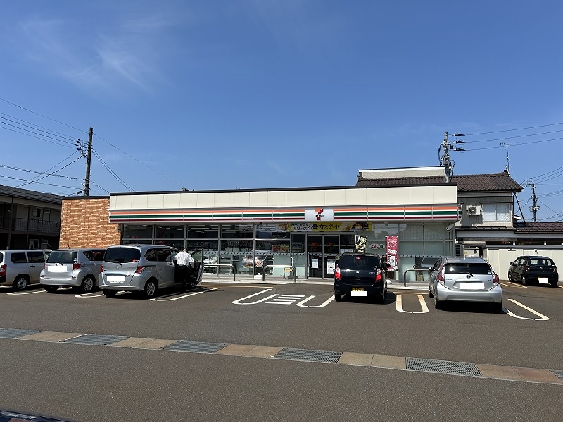 コンビニ　セブンイレブン長岡北山2丁目店（コンビニ）まで578m