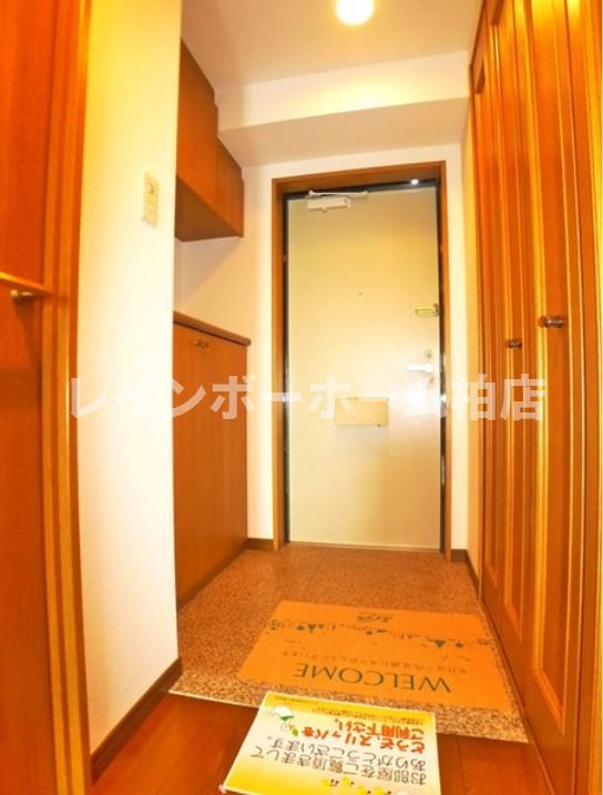 玄関　落ち着いた玄関です