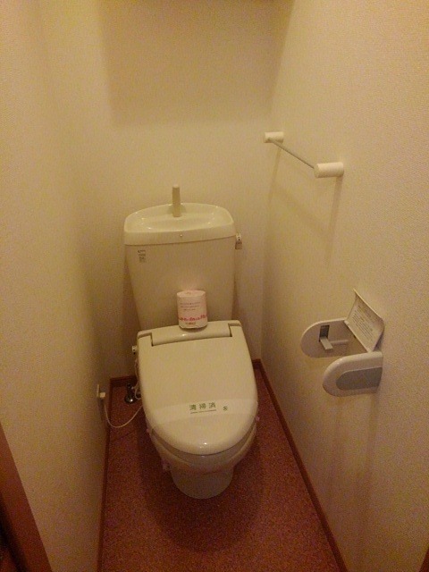 トイレ　清潔に保たれているトイレです。