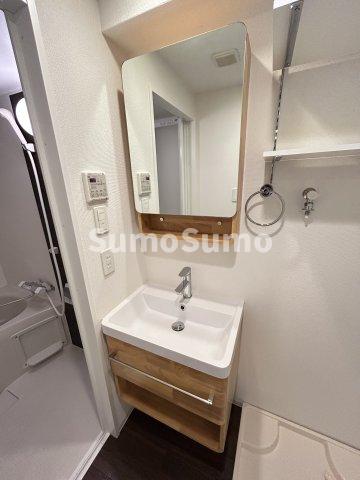 洗面設備　洗面所です