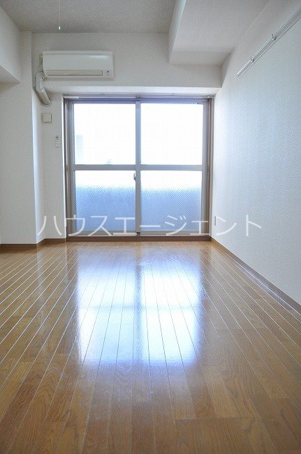 その他部屋・スペース　洋室です。※参考写真は別号室です