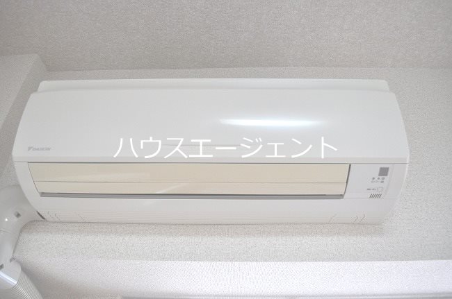 その他　エアコン付きです。※参考写真は別号室です。