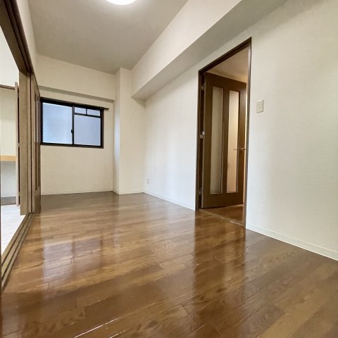居室・リビング　同タイプのお部屋のお写真です