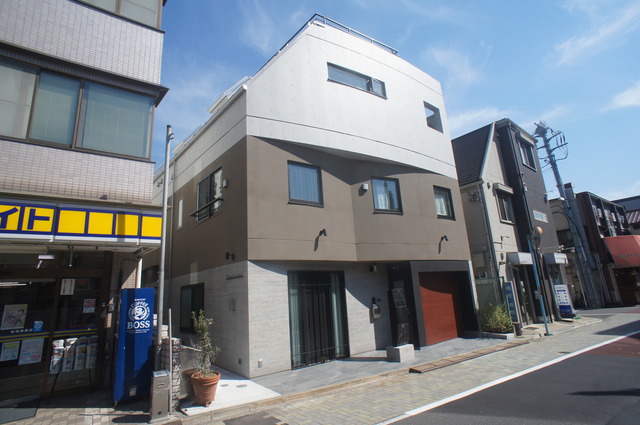 建物外観　人気の鉄筋コンクリート造！マンションタイプのご紹介です♪