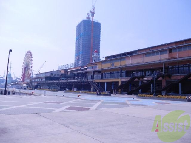 小学校　小部小学校（小学校）まで527m