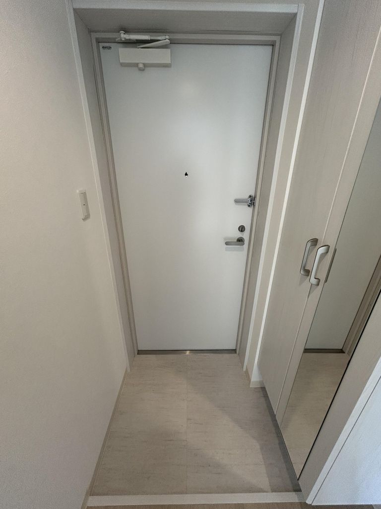 玄関　洗面