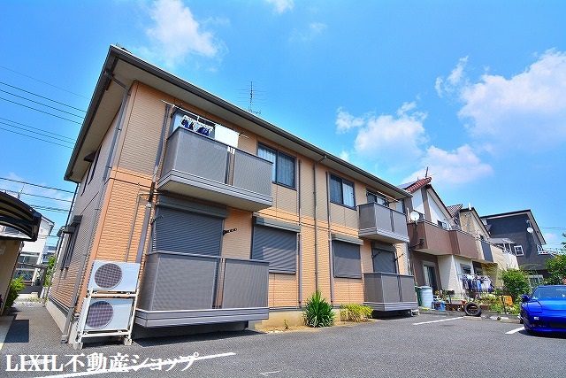 建物外観　吉川市のお住まい探しなら、当社にお任せ下さい！