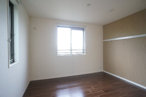 その他　暮らしやすいシンプルなベッドルーム