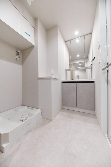 洗面設備　※写真は同タイプ住戸です。