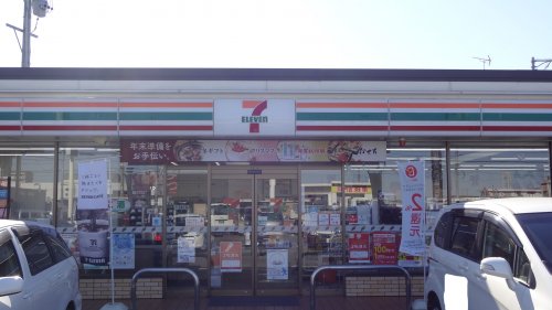 コンビニ　セブンイレブン 岡崎上和田店（コンビニ）まで395m