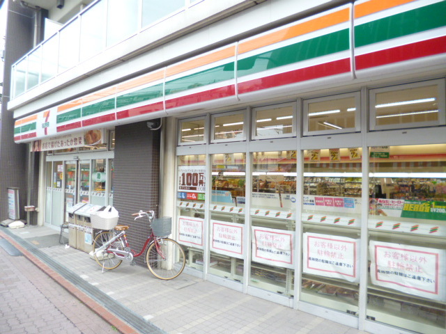 コンビニ　セブンイレブン大田区美原通り店（コンビニ）まで363m