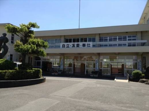 中学校　豊岡市立日高東中学校（中学校）まで1623m