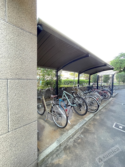 その他共有部分　きれいに清掃された建物で暮らしをエンジョイ。