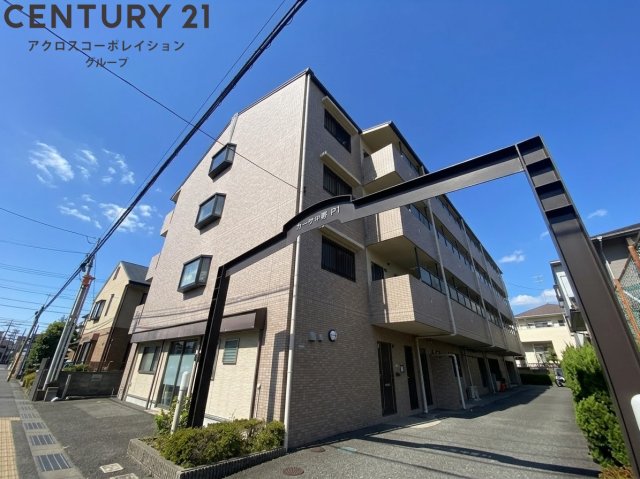 建物外観　駐輪場あります♪