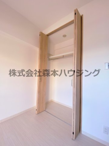 ロイヤルハイツ三喜の内装写真