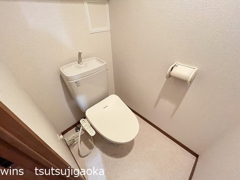 京王線 国領駅 徒歩5分 6階建 築24年のトイレ写真