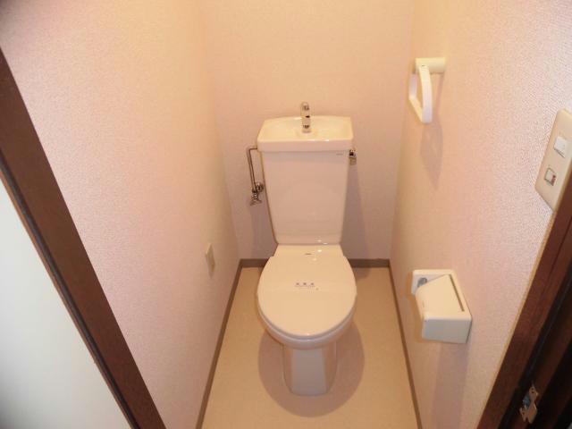 五個荘3軒のトイレ写真
