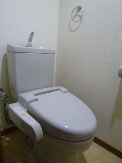 トイレ　シャワートイレ