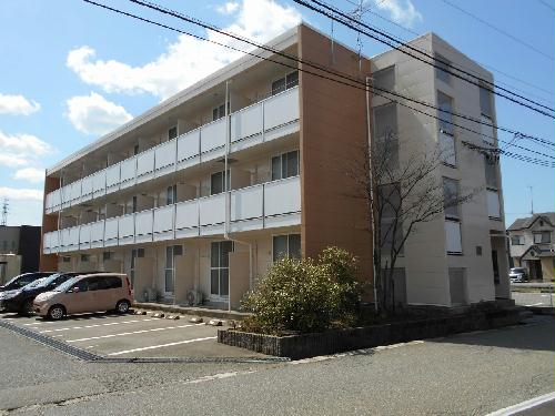 レオパレス糸田橋北の建物外観